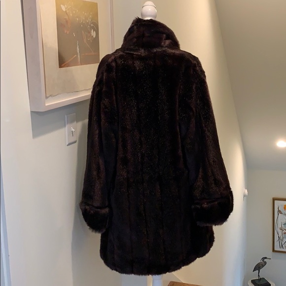 Leona Guidance Faux Fur Coat - Picture 3 of 6